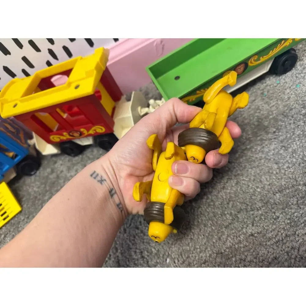 Fisher Price Little People vintage Circus Train 7 pieces Locomotive Caboose 991 - Picture 7 of 9